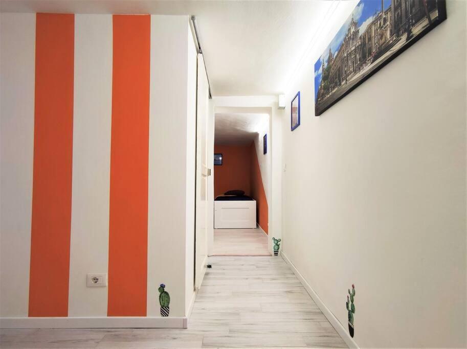 Central Apartments Mezzanine - 1 Min To Via Etnea Aeroporto di Catania Fontana Rossa Esterno foto