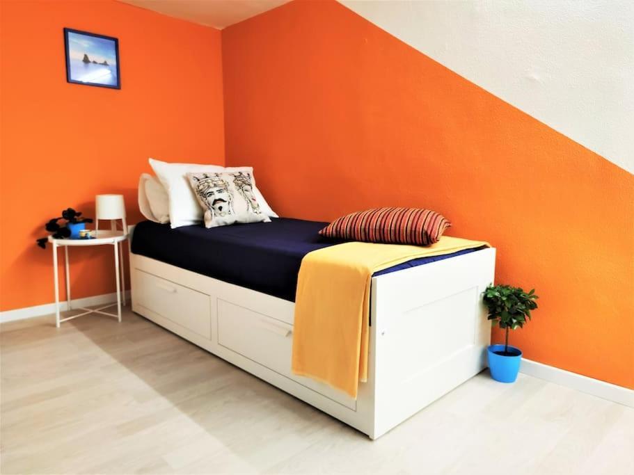 Central Apartments Mezzanine - 1 Min To Via Etnea Aeroporto di Catania Fontana Rossa Esterno foto